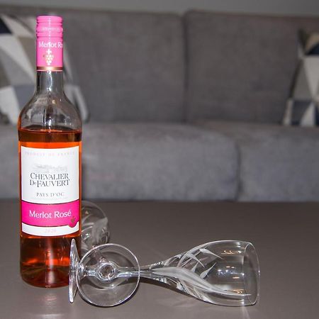 Rena'S Luxury Apartment With Free Private Parking Ханья Экстерьер фото